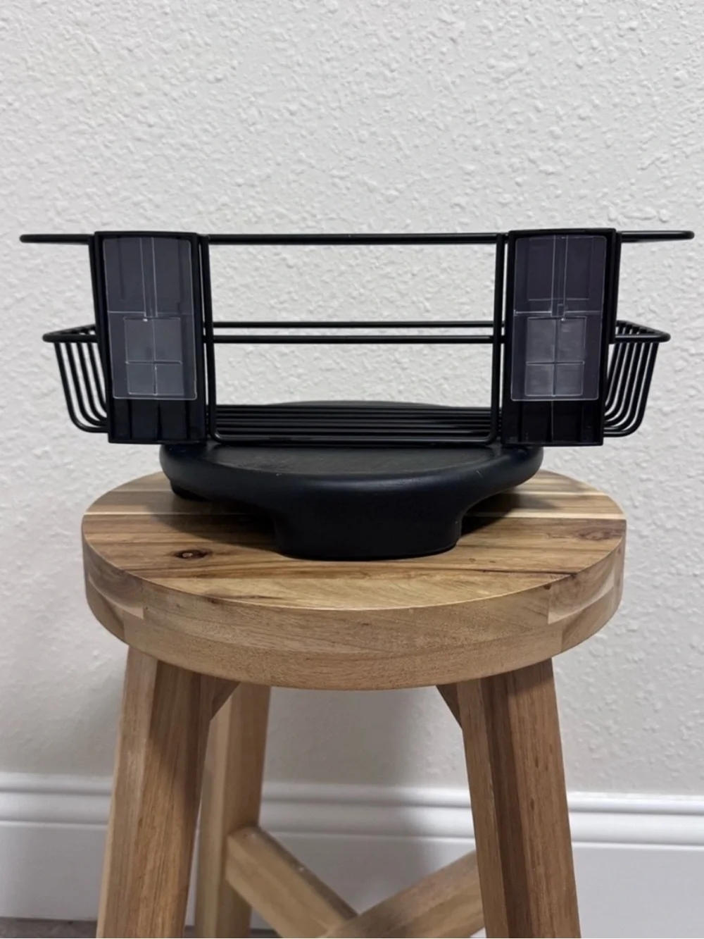 Like New Command Matte Black Bath Caddy Shower Shelf Rust Resistant Organization